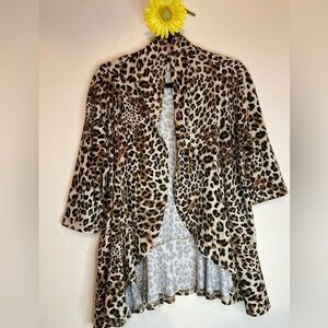 Zeagoo~Lightweight Cheetah Print Open Cardigan~Ruffled~3/4 Sleeve~Size L